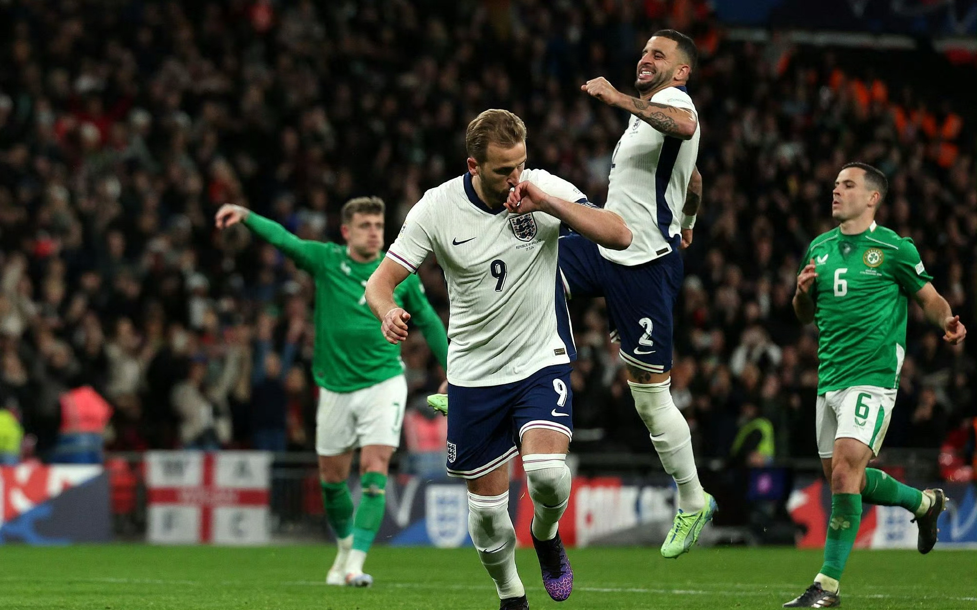 凯恩回归赛场，赛况扑朔迷离首场状态亮眼，德国队观众沸腾！的简单介绍